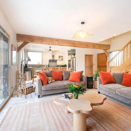 Authentic Timber-frame House In Pays D'auge