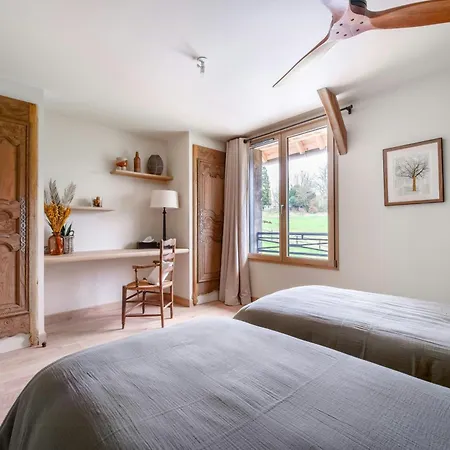 Authentic Timber-frame House In Pays D'auge Bonnebosq