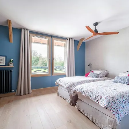 Authentic Timber-frame House In Pays D'auge * Bonnebosq