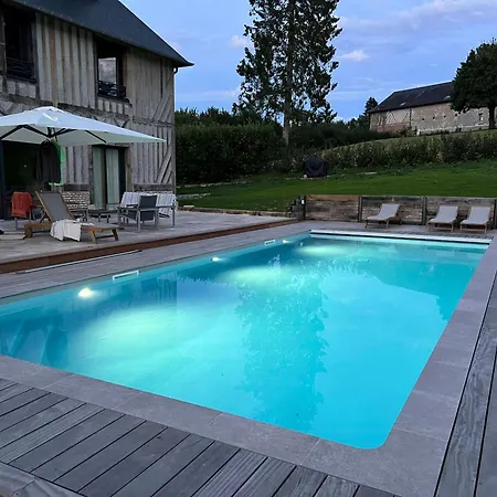Authentic Timber-frame House In Pays D'auge